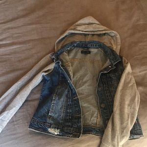 Jean jacket with sweatshirt sleeves